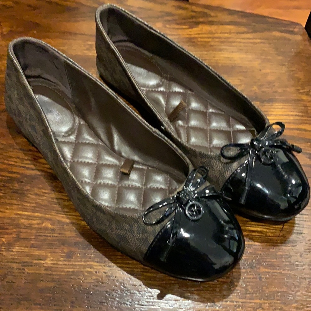 Michael Kors women’s shoes. Size 6.5